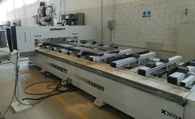 Instalación de HÄRNNETT CNC Alum Instalación de HÄRNNETT CNC Alum